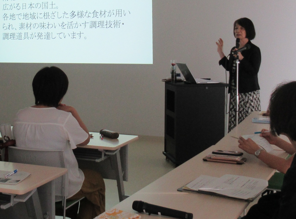 大久保理事が倉敷市栄養教諭 学校栄養職員研修会で講演 10月４日 一般社団法人和食文化国民会議 Washoku Japan