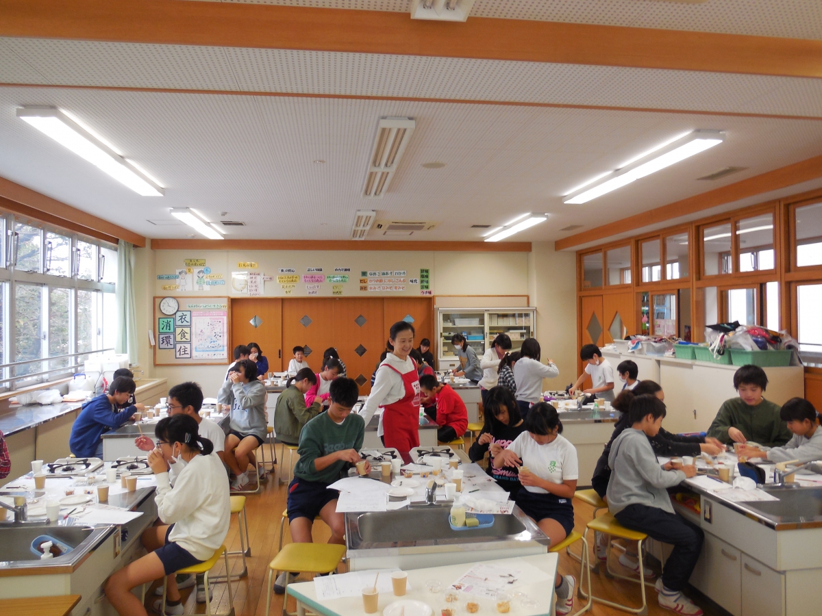 狛江市立緑野小学校 出前授業報告 和食 普及 啓発部会活動報告 2018年 Washoku Japan News 一般社団法人和食文化国民会議 Washoku Japan